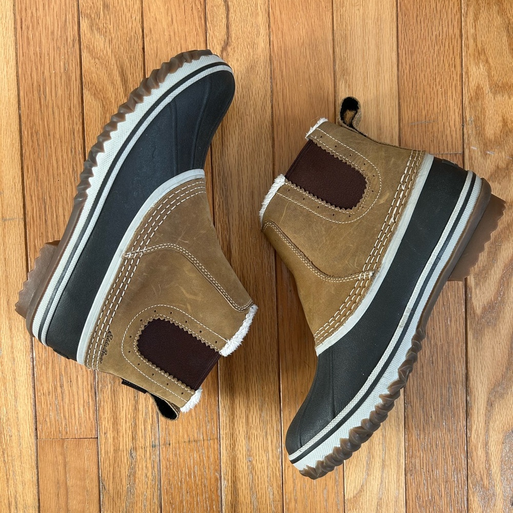 Eddie Bauer Pull On Mid Boots